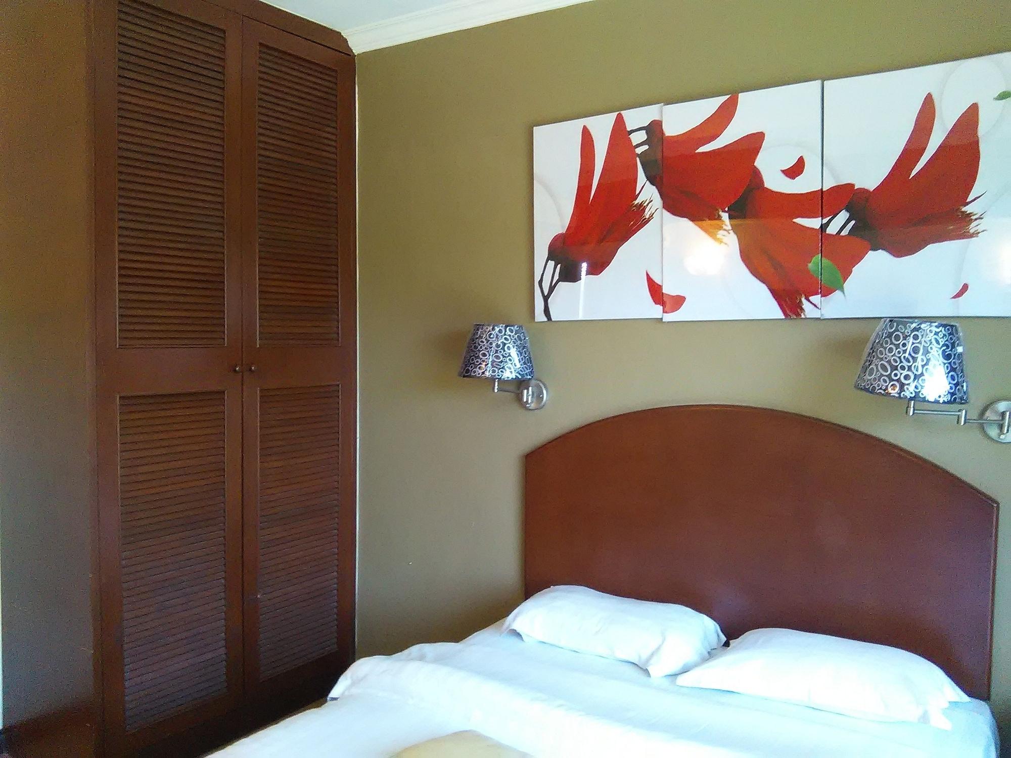 Casuarina Hotel Kota Kinabalu Buitenkant foto