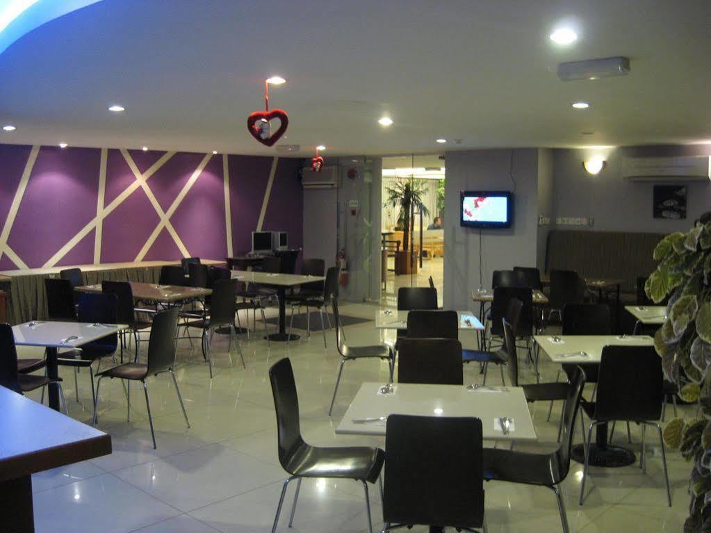 Casuarina Hotel Kota Kinabalu Buitenkant foto