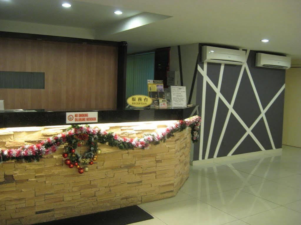 Casuarina Hotel Kota Kinabalu Buitenkant foto