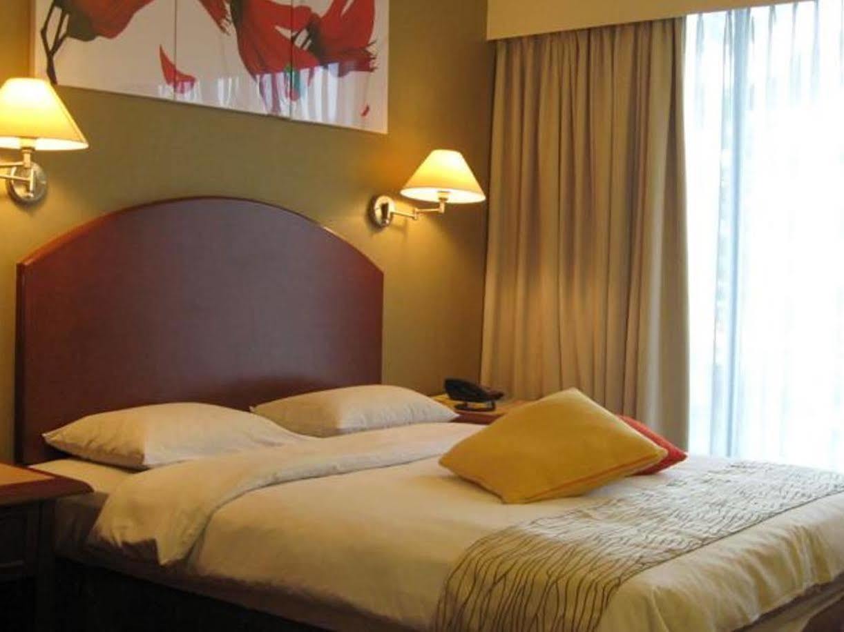 Casuarina Hotel Kota Kinabalu Buitenkant foto